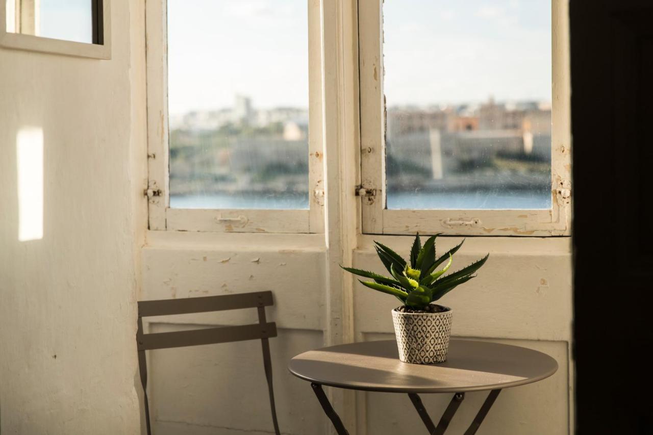 Valletta Collection - Old Theatre Apartment Екстериор снимка